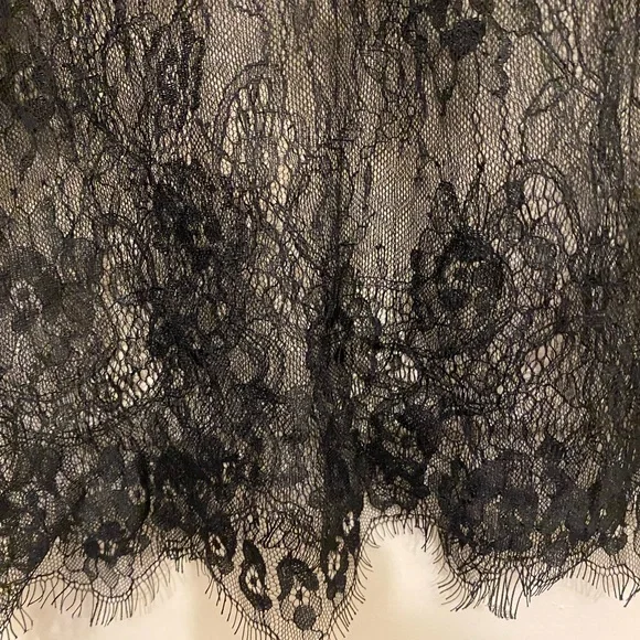 Lace top - Picture 3 of 5